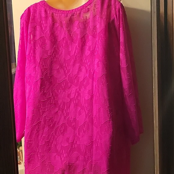 Chaus Bright Fuchsia Top - Picture 5 of 11